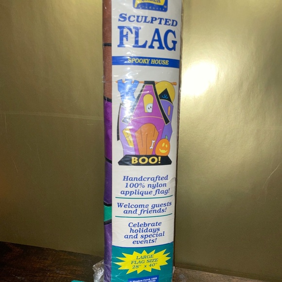 NEW Meadow Creek Sculpted Large Flag Spooky House BOO Nylon 28 x 40 Halloween - Picture 1 of 6